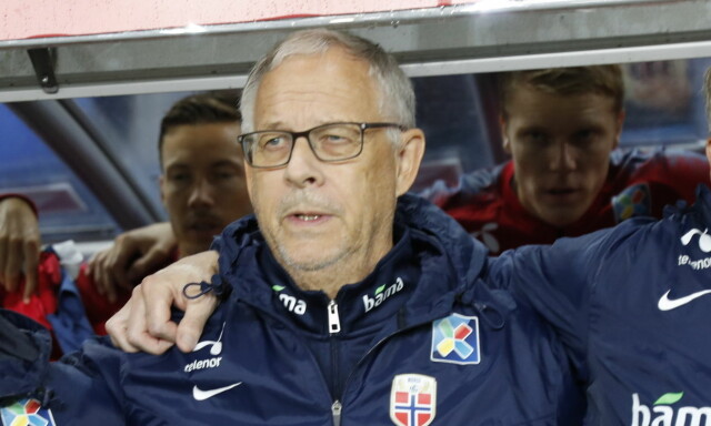 Lagerbäck frykter det verste når laget stadig lekkes